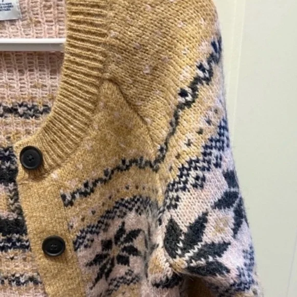 Old Navy Holiday Fair Isle Cardigan Sweater - Picture 7 of 8